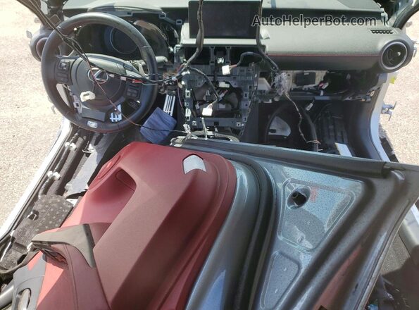 JTHGZ1E29M5019576 2021 LEXUS IS Серебряный Вид панели приборов