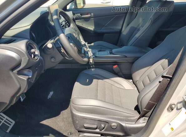 JTHGZ1E29S5043910 2025 LEXUS IS Gray წინა სალონის ხედი