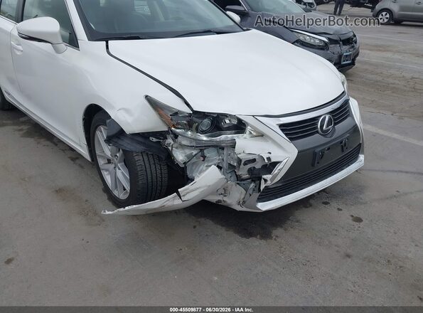 JTHKD5BH3G2270785 2016 LEXUS CT 200H White Front view