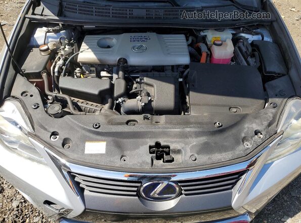 JTHKD5BH7G2264956 2016 LEXUS CT Silver Rear interior view