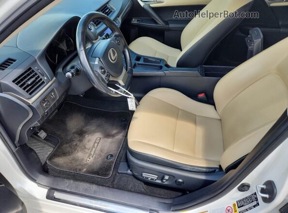JTHKD5BHXG2251344 2016 LEXUS CT White Вид салону спереду
