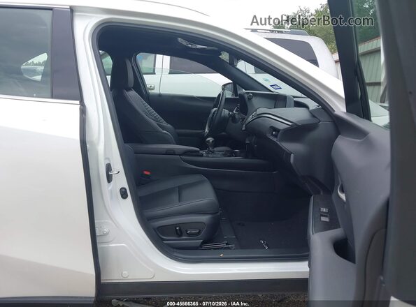 JTHP3JBH3N2049816 2022 LEXUS UX 200 White Widok wnętrza z przodu