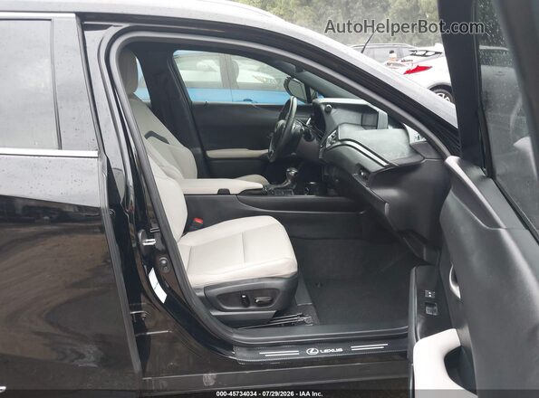 JTHP9JBH0N2061503 2022 LEXUS UX 250H Черный Вид салона спереди
