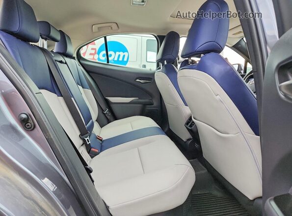 JTHP9JBH1M2051478 2021 LEXUS UX Gray Widok tylnych siedzeń