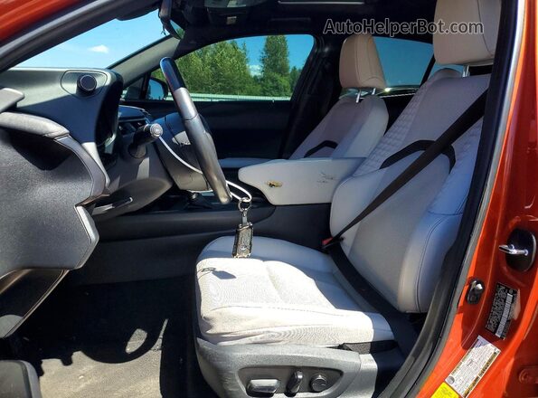 JTHP9JBH4L2022331 2020 LEXUS UX Orange Widok wnętrza z przodu