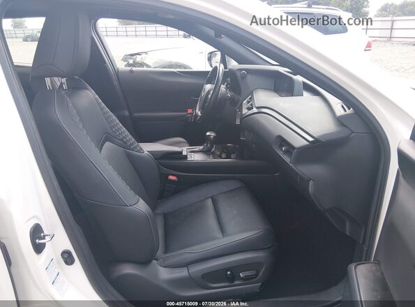 JTHP9JBH4L2036567 2020 LEXUS UX 250H Белый Вид салона спереди