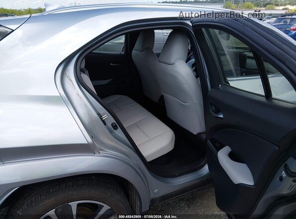 JTHP9JBH6P2067289 2023 LEXUS UX 250H Silver VIN կոդի պիտակի տեսք