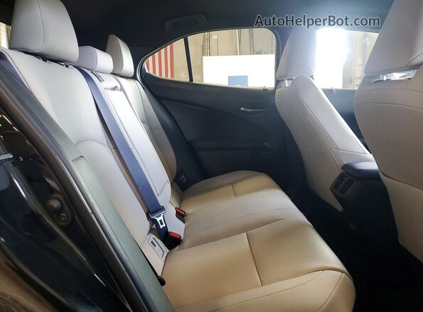 JTHP9JBH8M2045547 2021 LEXUS UX Black Սալոնի հետևի տեսք