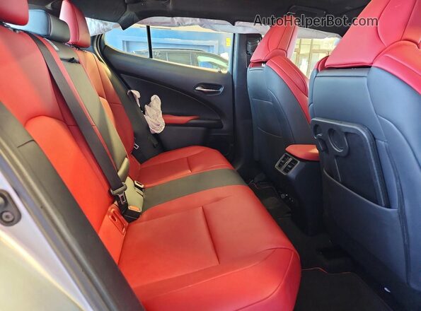 JTHR9JBH1L2025325 2020 LEXUS UX Silver უკანა სავარძლების ხედი