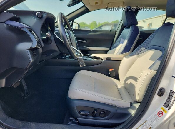 JTHU9JBHXK2002263 2019 LEXUS UX White Vista interior delantera