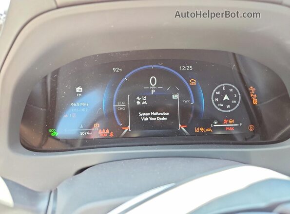 JTHUCJDH1S2008726 2025 LEXUS UX Red Սարքավորումների վահանակի տեսք