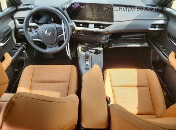 JTHUCJDH5S2012956 2025 LEXUS UX Green Dashboard view