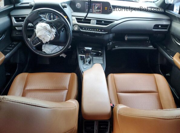 JTHX3JBH2M2042869 2021 LEXUS UX White Вид панелі приладів