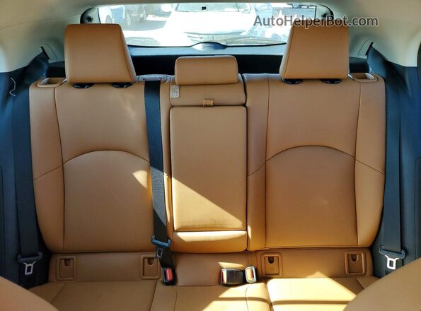 JTHX9JBH2M2040389 2021 LEXUS UX White Widok tylnych siedzeń