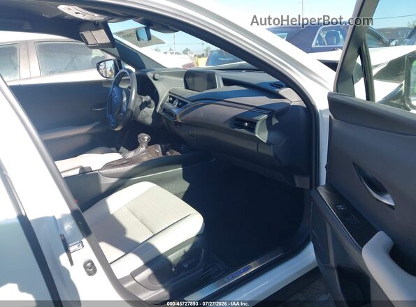 JTHX9JBH8M2038467 2021 LEXUS UX 250H White Вид салону спереду