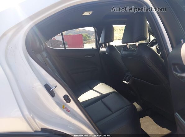 JTHY3JBH1K2004468 2019 LEXUS UX 200 White VIN կոդի պիտակի տեսք