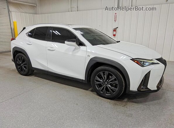 JTHY3JBH1K2007158 2019 LEXUS UX White Front right