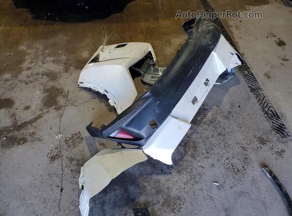 JTHY3JBH6K2018415 2019 LEXUS UX White Vista del compartimento del motor