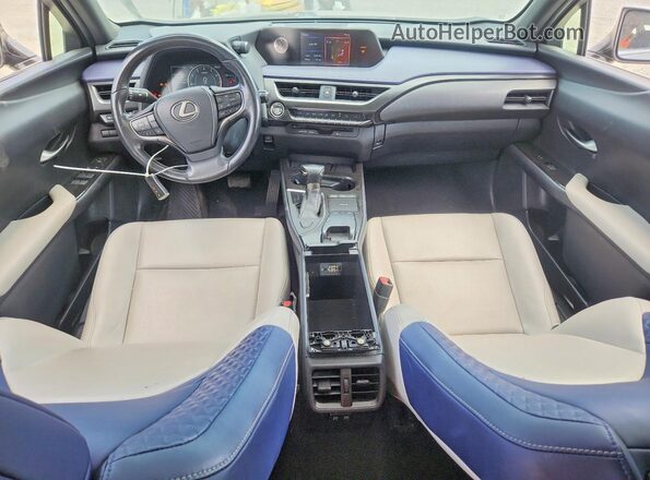 JTHY3JBH9K2002192 2019 LEXUS UX Gray Vista del salpicadero