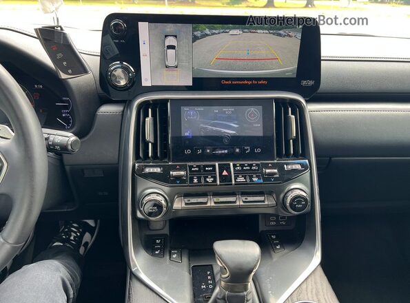 JTJAB7CX1P4024534 2023 LEXUS LX Gray Widok tylnych siedzeń