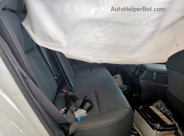 JTJADCAZ2R5018102 2024 LEXUS NX White Widok tylnych siedzeń