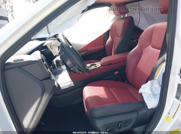JTJADCAZ4R2011735 2024 LEXUS NX 250 White 