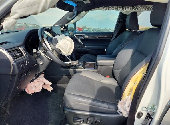 JTJAM7BX5P5353582 2023 LEXUS GX White წინა სალონის ხედი