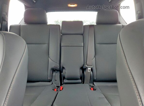 JTJAM7BX6N5333239 2022 LEXUS GX Beige Հետևի նստատեղերի տեսք