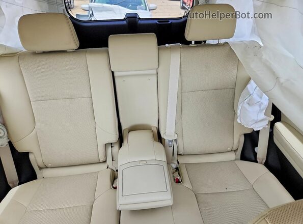 JTJAM7BX7L5263540 2020 LEXUS GX White Widok tylnych siedzeń