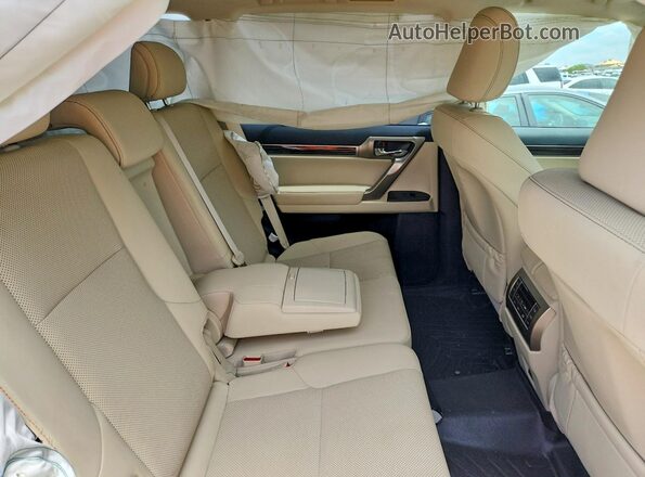 JTJAM7BX7L5263540 2020 LEXUS GX White Widok wnętrza z tyłu