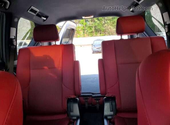 JTJAM7BX8P5362308 2023 LEXUS GX White Vista de los asientos traseros