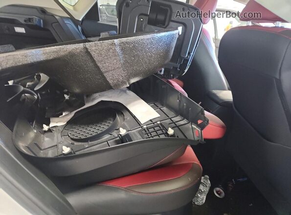 JTJBARBZ3J2166246 2018 LEXUS NX Белый Вид задних сидений