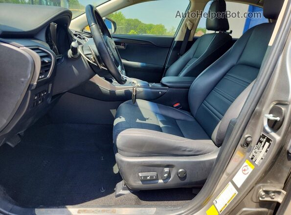 JTJBARBZ8K2205365 2019 LEXUS NX Серебряный Вид салона спереди
