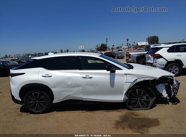 JTJBDADB0TA004589 2026 LEXUS RZ 350E White Widok wnętrza z tyłu