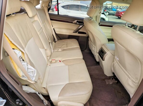 JTJBM7FX1H5158532 2017 LEXUS GX Black Vista interior trasera