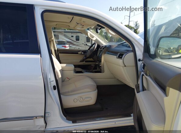 JTJBM7FX7H5162150 2017 LEXUS GX 460 White Вид салону спереду