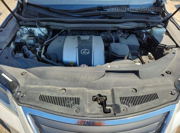 JTJBZMCA1H2015601 2017 LEXUS RX White Vista interior trasera