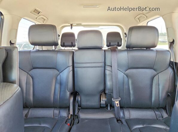 JTJDY7AX4L4314484 2020 LEXUS LX White Vista interior trasera