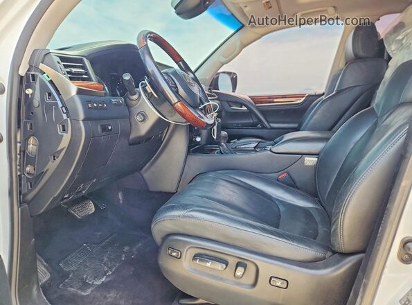JTJHY7AX4H4224633 2017 LEXUS LX White Vista interior delantera