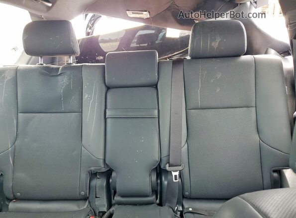 JTJKM7BX2N5320136 2022 LEXUS GX Black Հետևի նստատեղերի տեսք