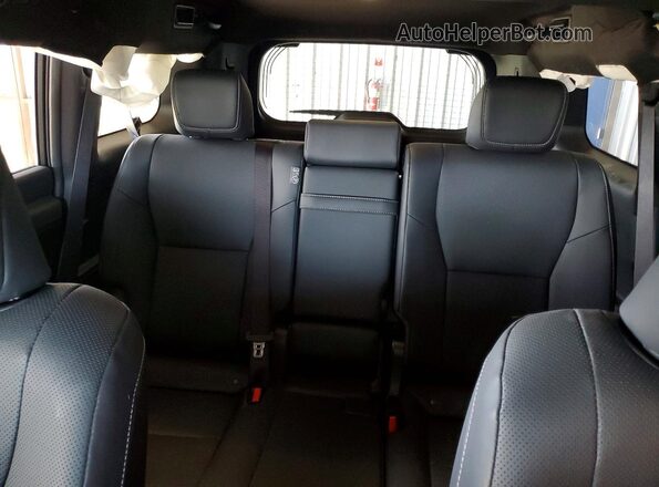 JTJTBCDX1R5019959 2024 LEXUS GX Gray Vista de los asientos traseros
