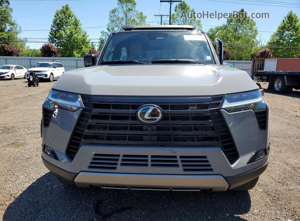 JTJTBCDX6R5019147 2024 LEXUS GX Gray Front view