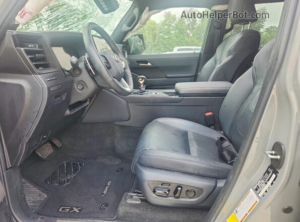 JTJVBCDX1R5002183 2024 LEXUS GX Gray Front interior view