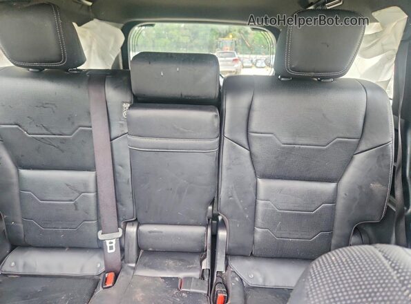JTJVBCDX1R5002183 2024 LEXUS GX Gray Rear seats view
