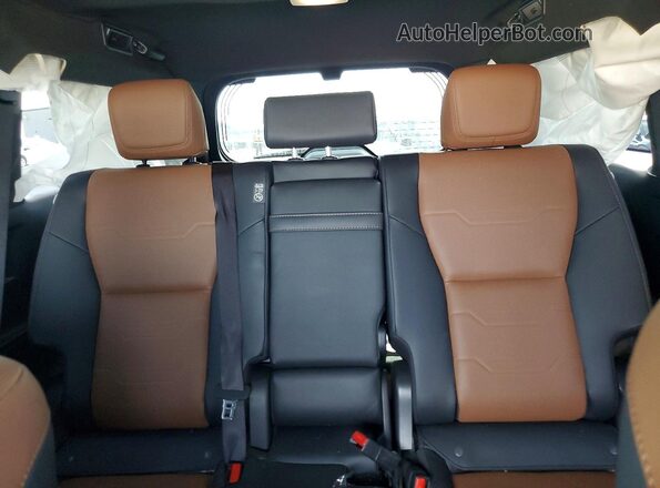 JTJVBCDX7R5031381 2024 LEXUS GX White Вид задніх сидінь