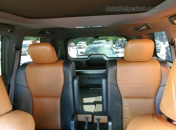 JTJVBCDX7S5066718 2025 LEXUS GX Gray უკანა სავარძლების ხედი