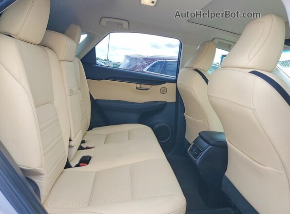 JTJYARBZ2H2077854 2017 LEXUS NX Silver Vista interior trasera