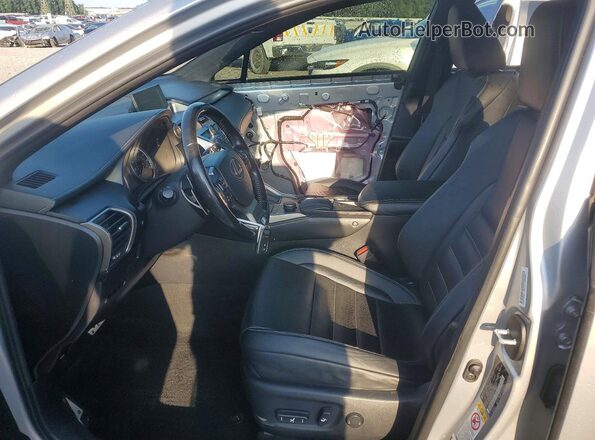 JTJYARBZ4H2054527 2017 LEXUS NX Silver Widok wnętrza z przodu
