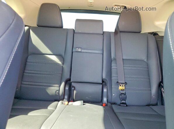 JTJYARBZ5K2135303 2019 LEXUS NX White Widok tylnych siedzeń
