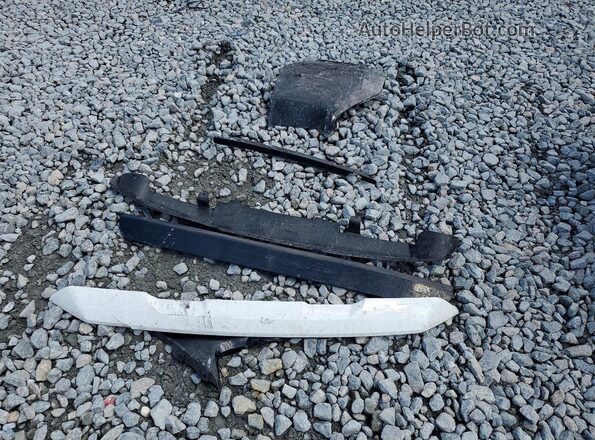 JTM16RFV8ND069240 2022 TOYOTA RAV4 Черный Вид наклейки с VIN-кодом